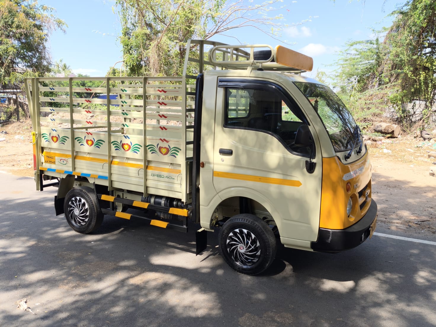 Vehicle